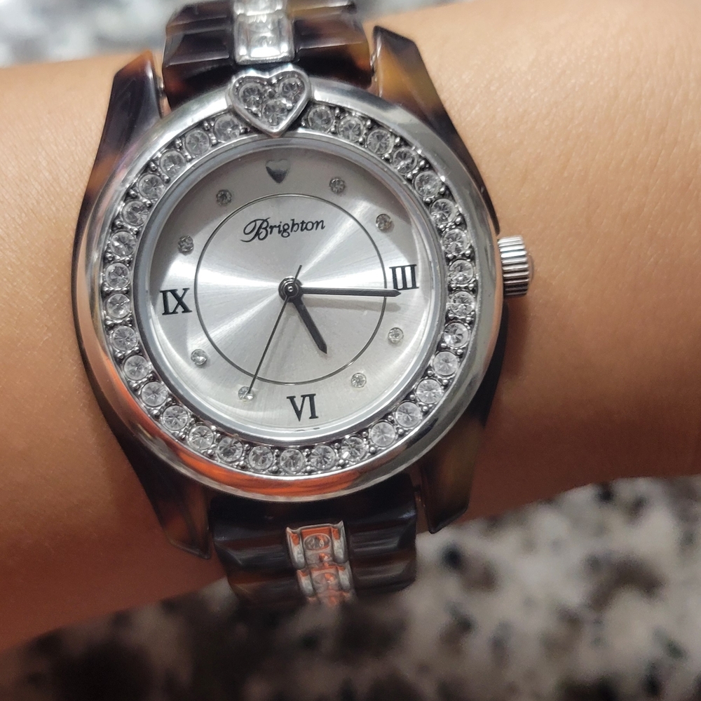 Japan Movement Dana Point Brighton Swarovski Crystal Running New Battery Watch